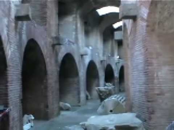 5 minuti nei sotterranei dell'anfiteatro Flavio